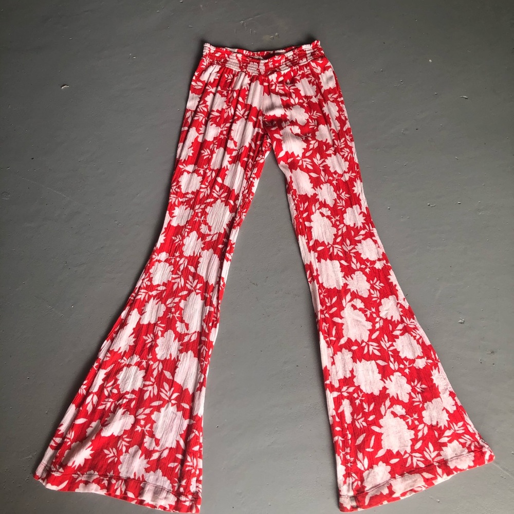 Billabong floral flare trousers XS/S